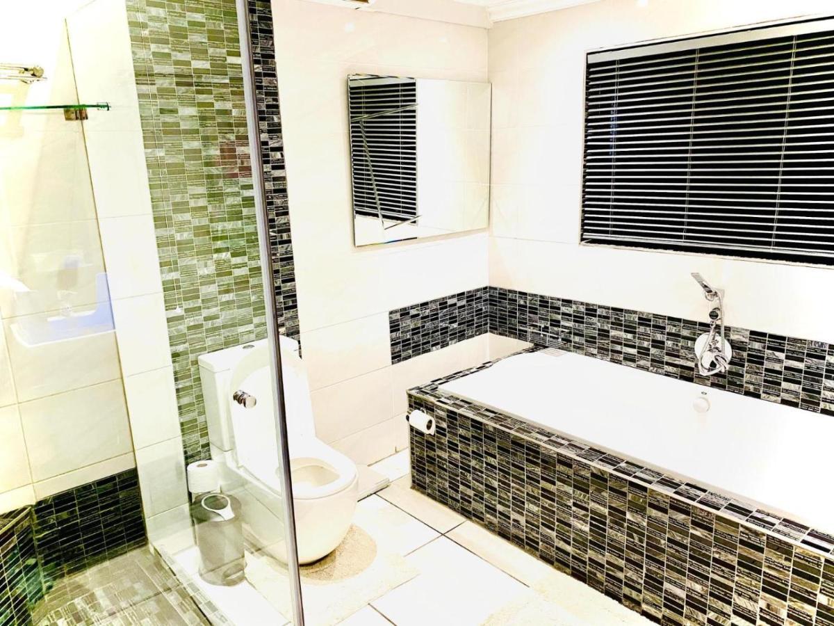 C&C Hotel Vibes Randpark Ridge Jhb 14 Units Available Randburg Kültér fotó